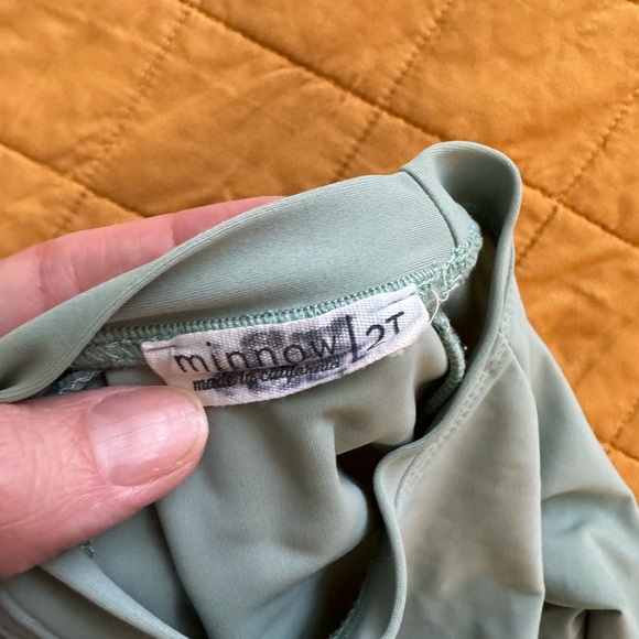 MINNOW Rashguard 2T - Picture 3 of 3